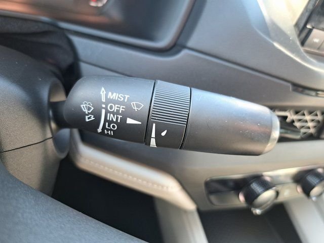 Used 2024  Honda LX image 25