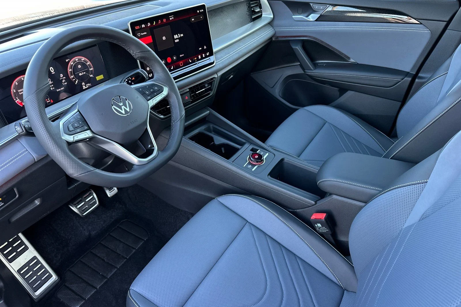 New 2026 Black Volkswagen 2.0T SE R-Line Black image 8