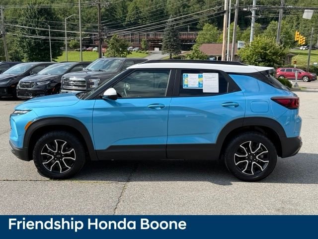 Used 2025 Blue Chevrolet ACTIV image 8