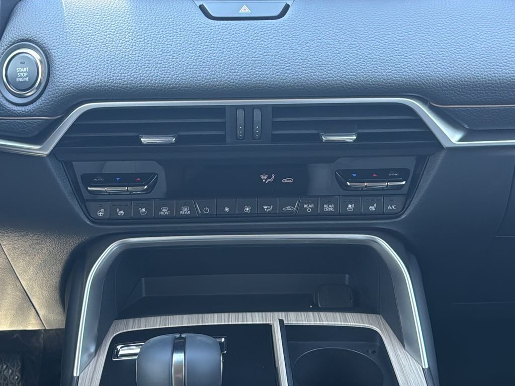 New 2026 Artisan Red Premium Mazda 3.3 Turbo Premium image 31