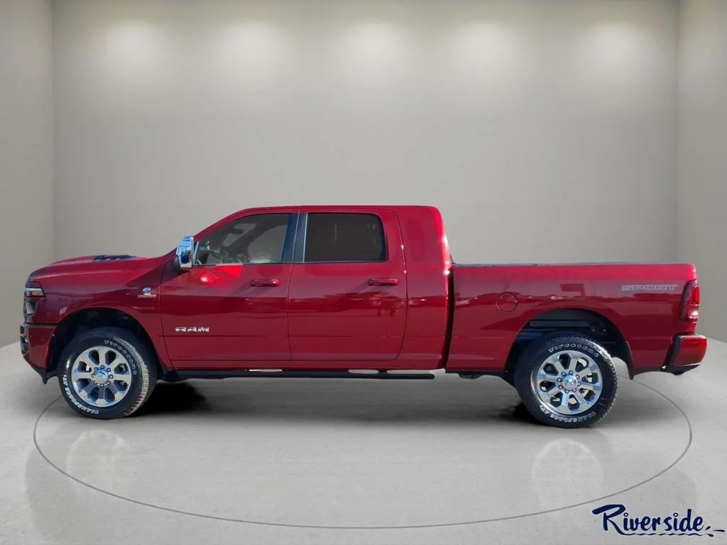 New 2026 Molten Red Pearl-Coat Exterior Paint RAM Laramie image 3