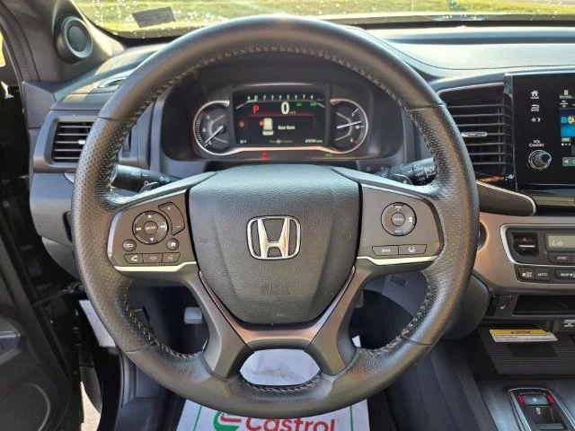 Used 2022 Black Honda EX-L image 30