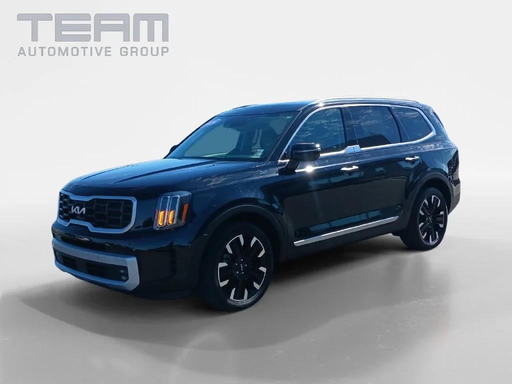Used 2024 Black Kia SX image 3