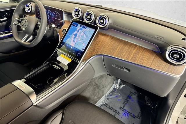 New 2026 Polar White Mercedes-Benz GLC 300 image 55