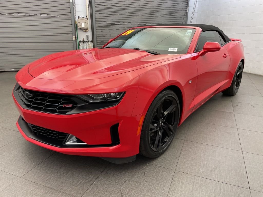 Used 2024 Red Chevrolet 3LT image 3