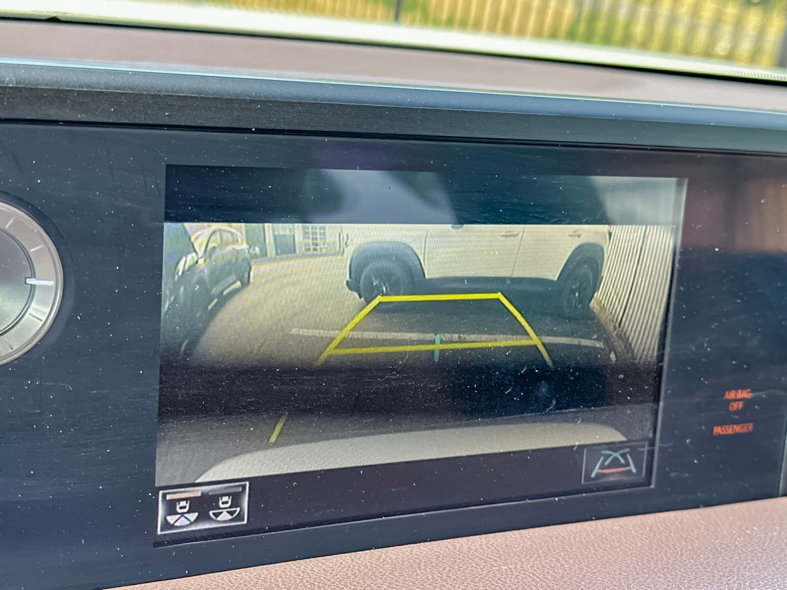 Used 2020 White Lexus 350 image 18