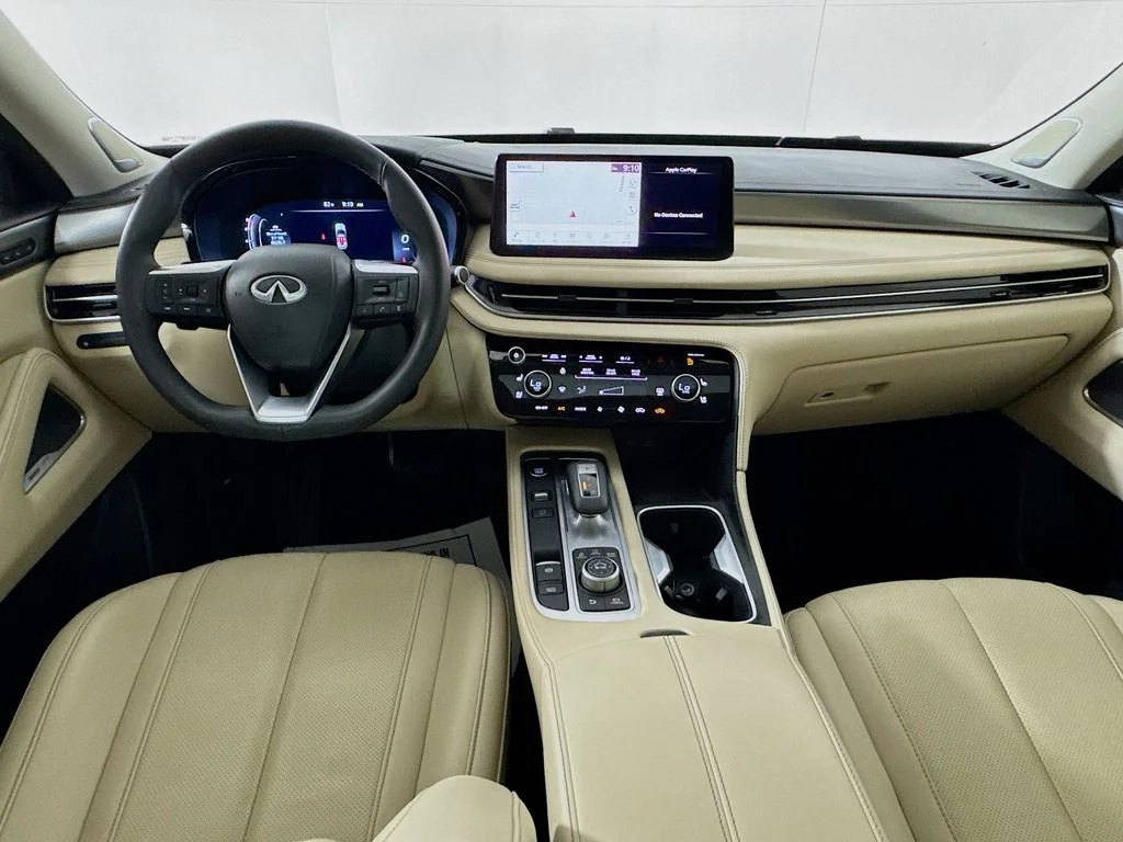 Certified Used 2025 Majestic INFINITI LUXE image 30