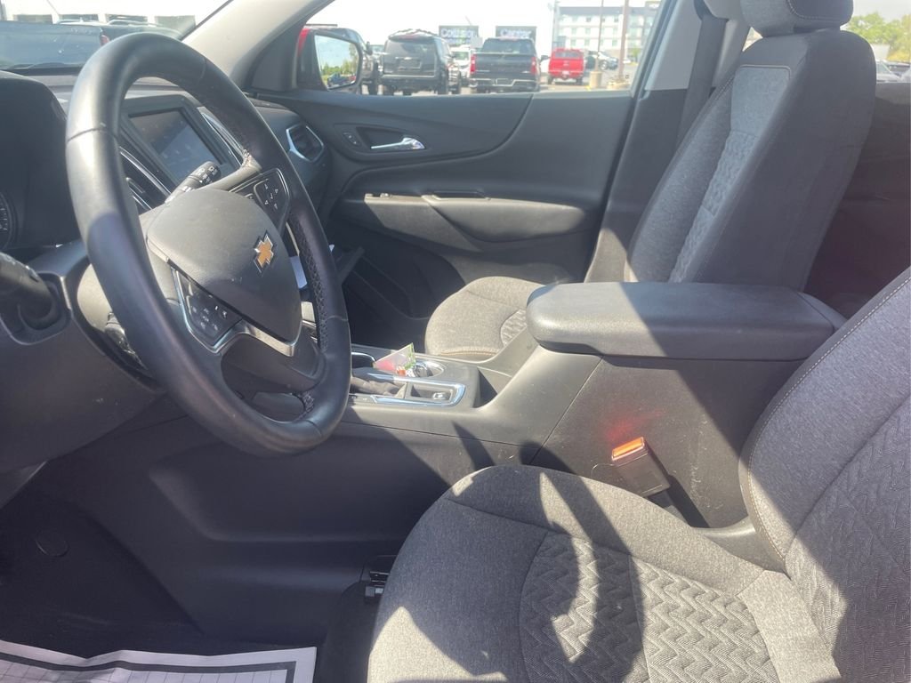 Used 2024 Radiant Red Tintcoat Chevrolet LT image 19
