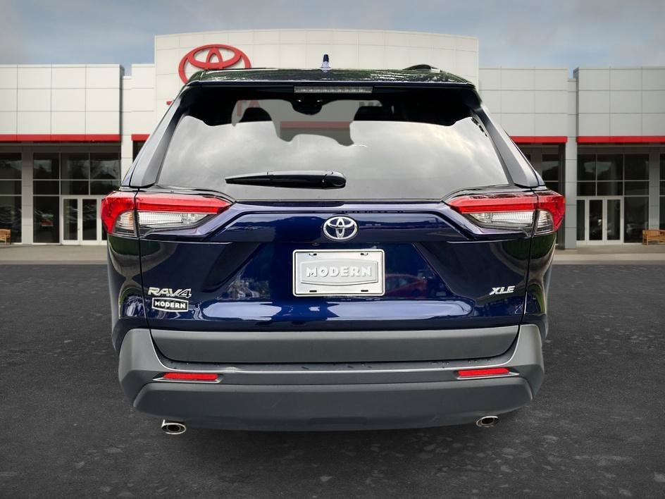 Used 2025 Blueprint Toyota XLE Premium image 6
