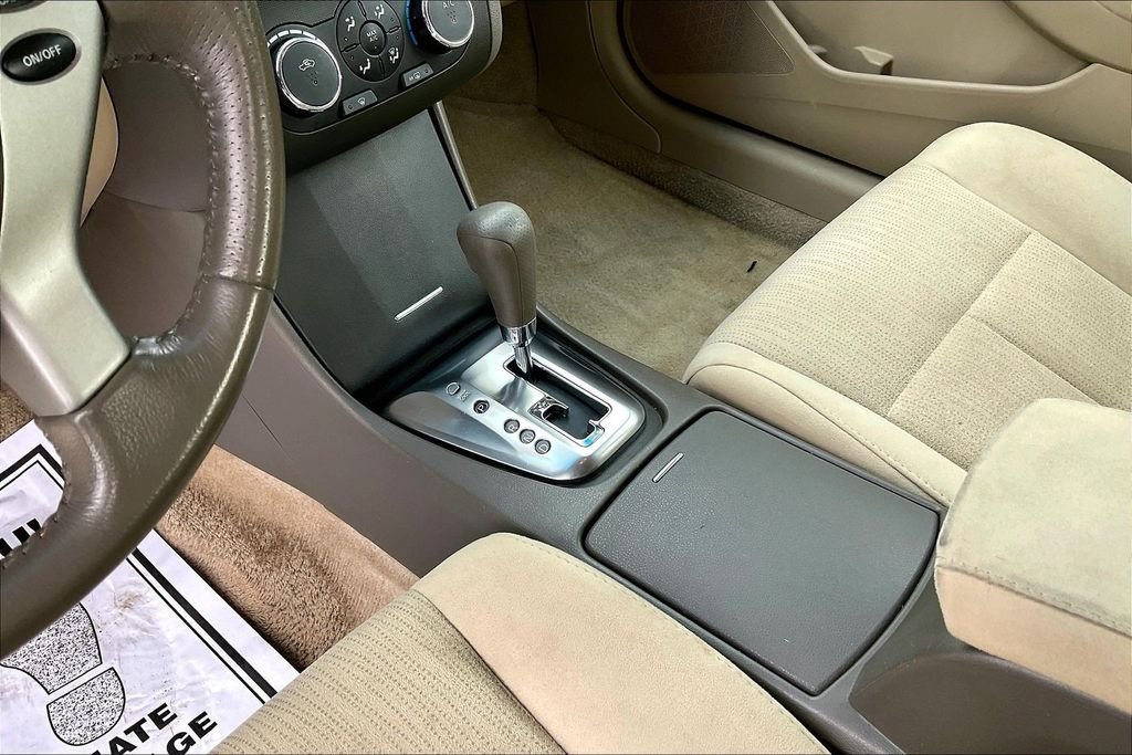 Used 2012 White Nissan 2.5 S image 16