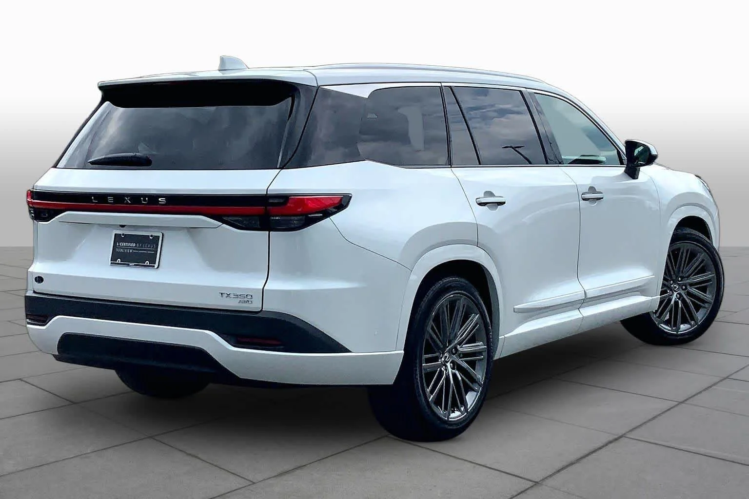 Certified Used 2025 WIND CHILL PEARL Lexus Luxury image 13