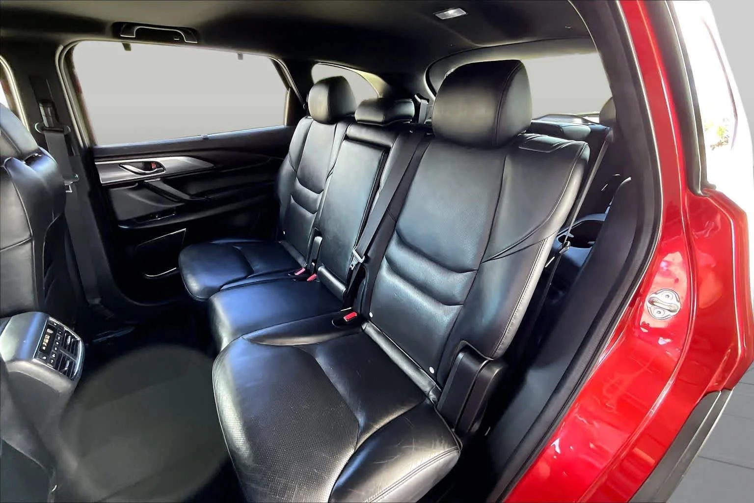 Used 2018 Soul Red Crystal Metallic Mazda Grand Touring image 21