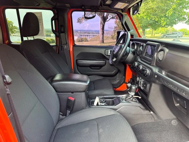 Used 2018 Orange Jeep Unlimited Sport S image 10