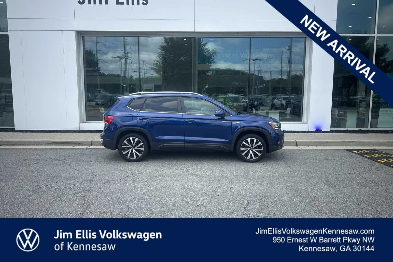 2023 Volkswagen Taos 1.5T SE's photo