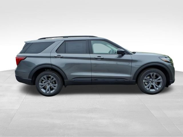 New 2026 Carbonized Gray Metallic Ford Active image 13