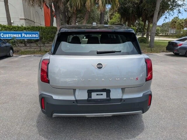 Used 2025 Silver MINI Cooper S ALL4 image 6