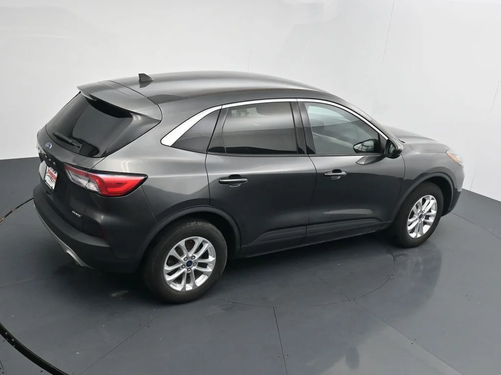 Used 2020 Gray Ford SE image 26