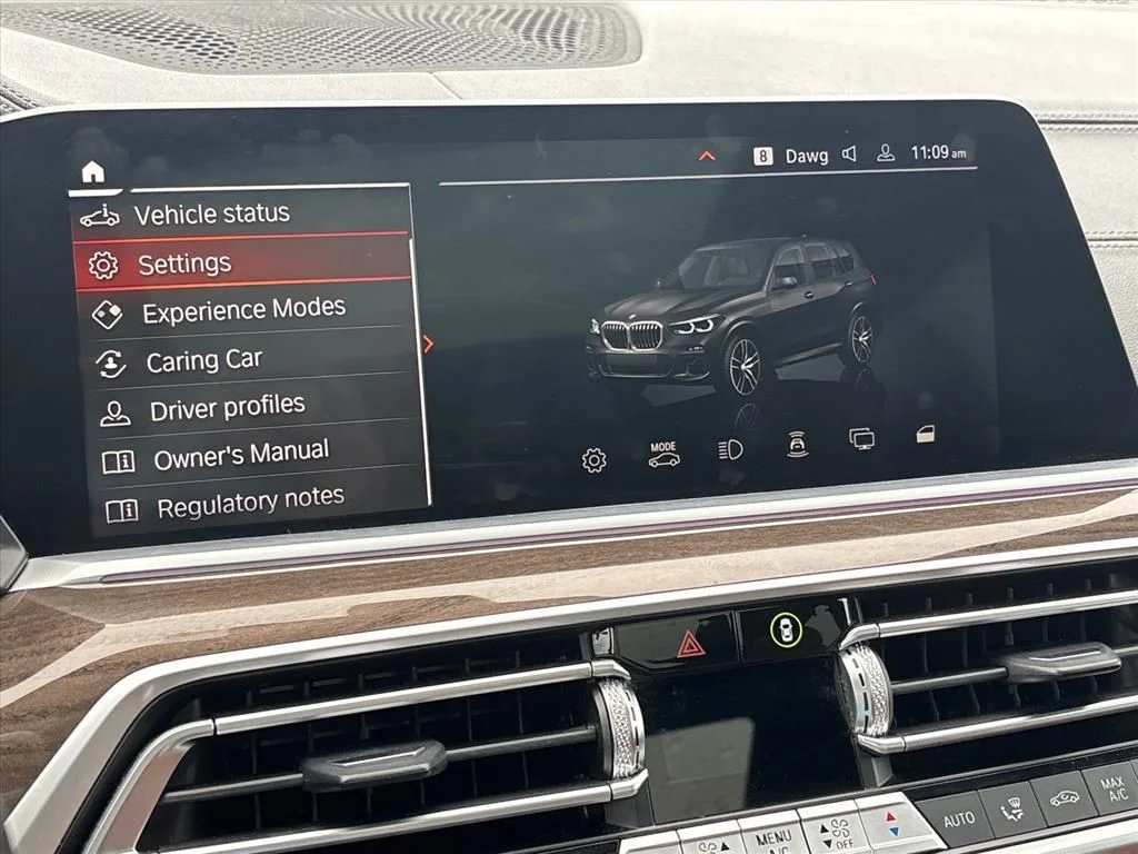 Used 2022 Black BMW sDrive40i image 37