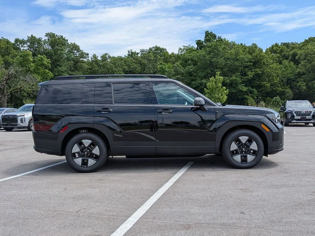New 2026 Black Hyundai SEL image 8
