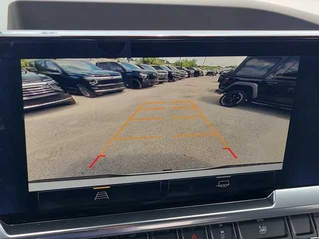 New 2026 Summit White Chevrolet RST image 28