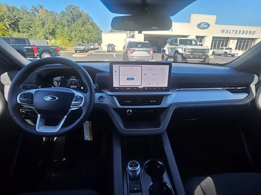 New 2027 Black Ford Active image 6