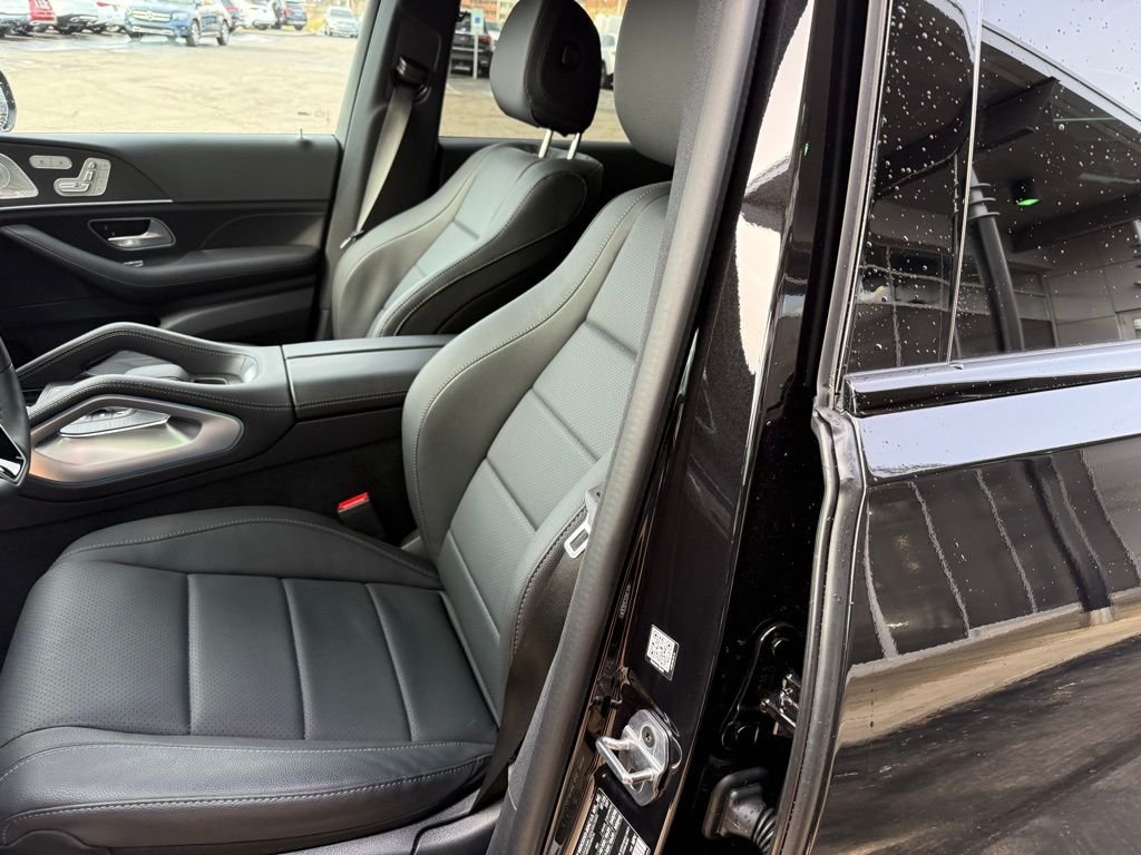 New 2026 Obsidian Black Metallic Mercedes-Benz GLE 350 image 8