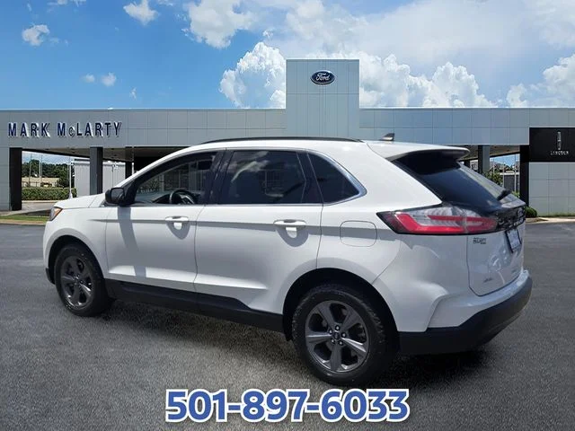 Used 2022 White Ford SEL image 3