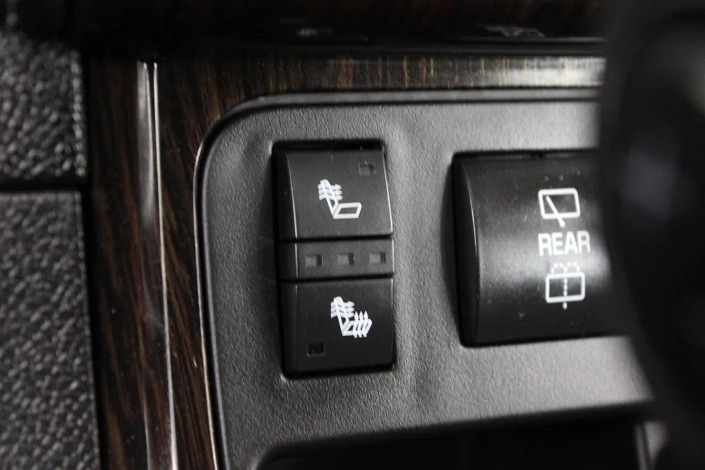 Used 2016 Blue Chevrolet 2LT image 24