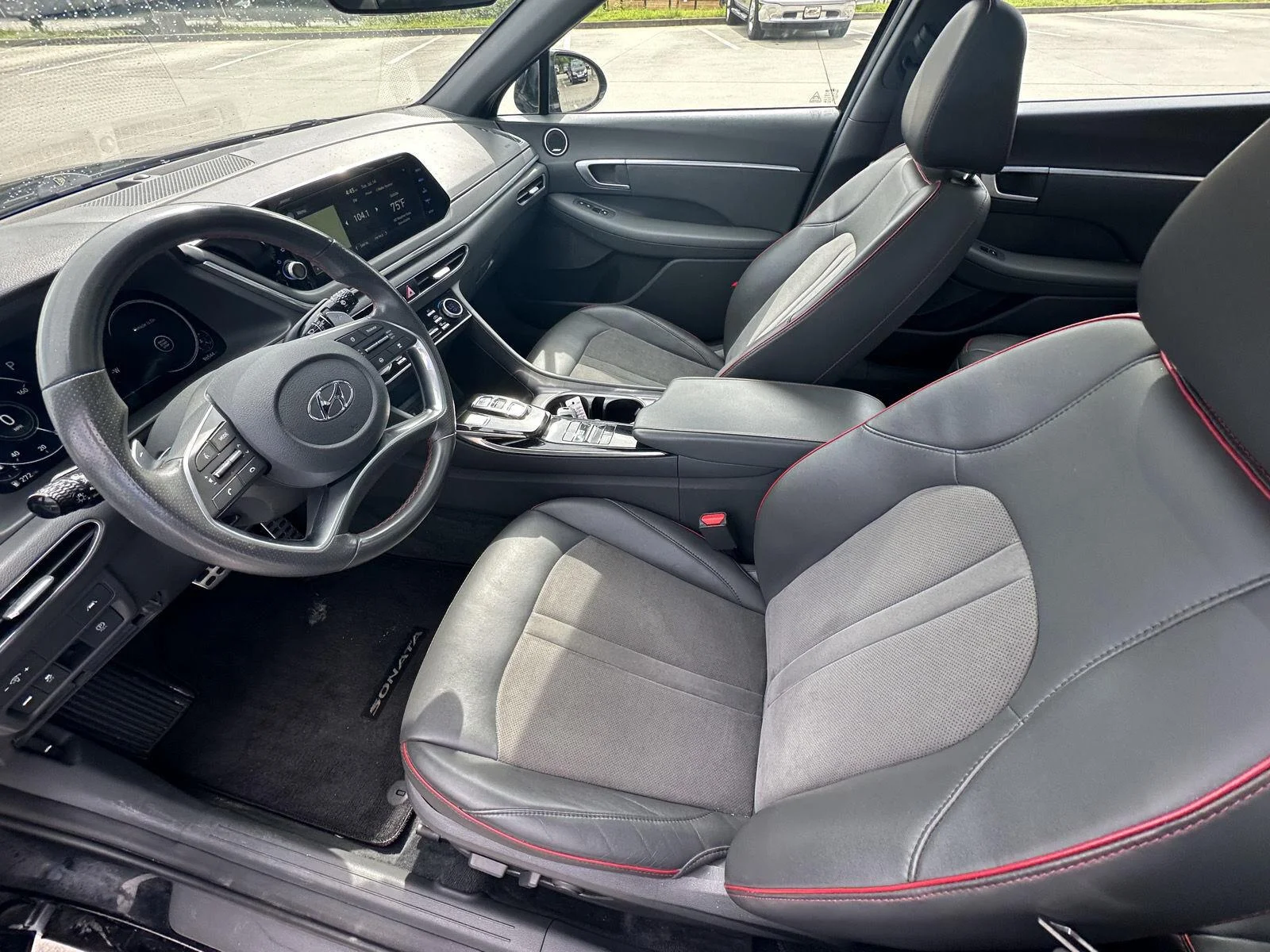 Used 2020 Phantom Black Hyundai SEL Plus image 10