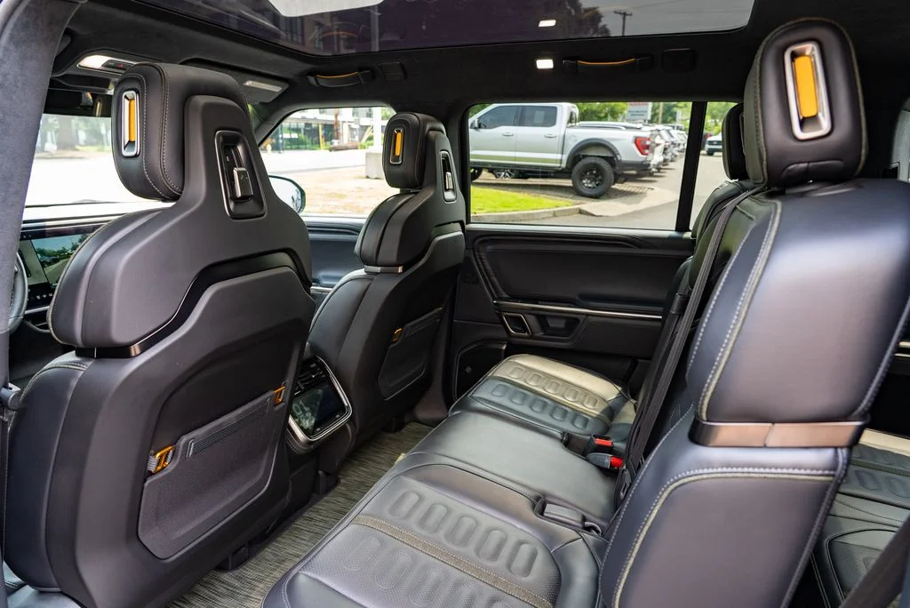 Used 2024 Black Rivian Adventure image 21