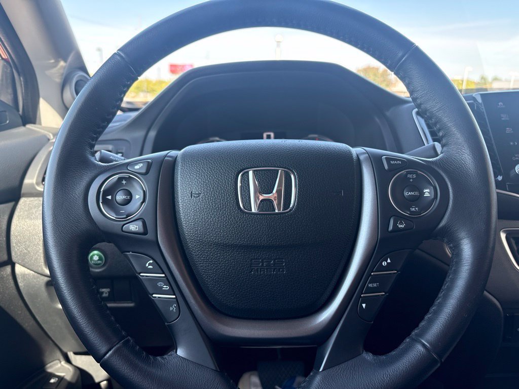 Certified Used 2023 Red Honda RTL image 16