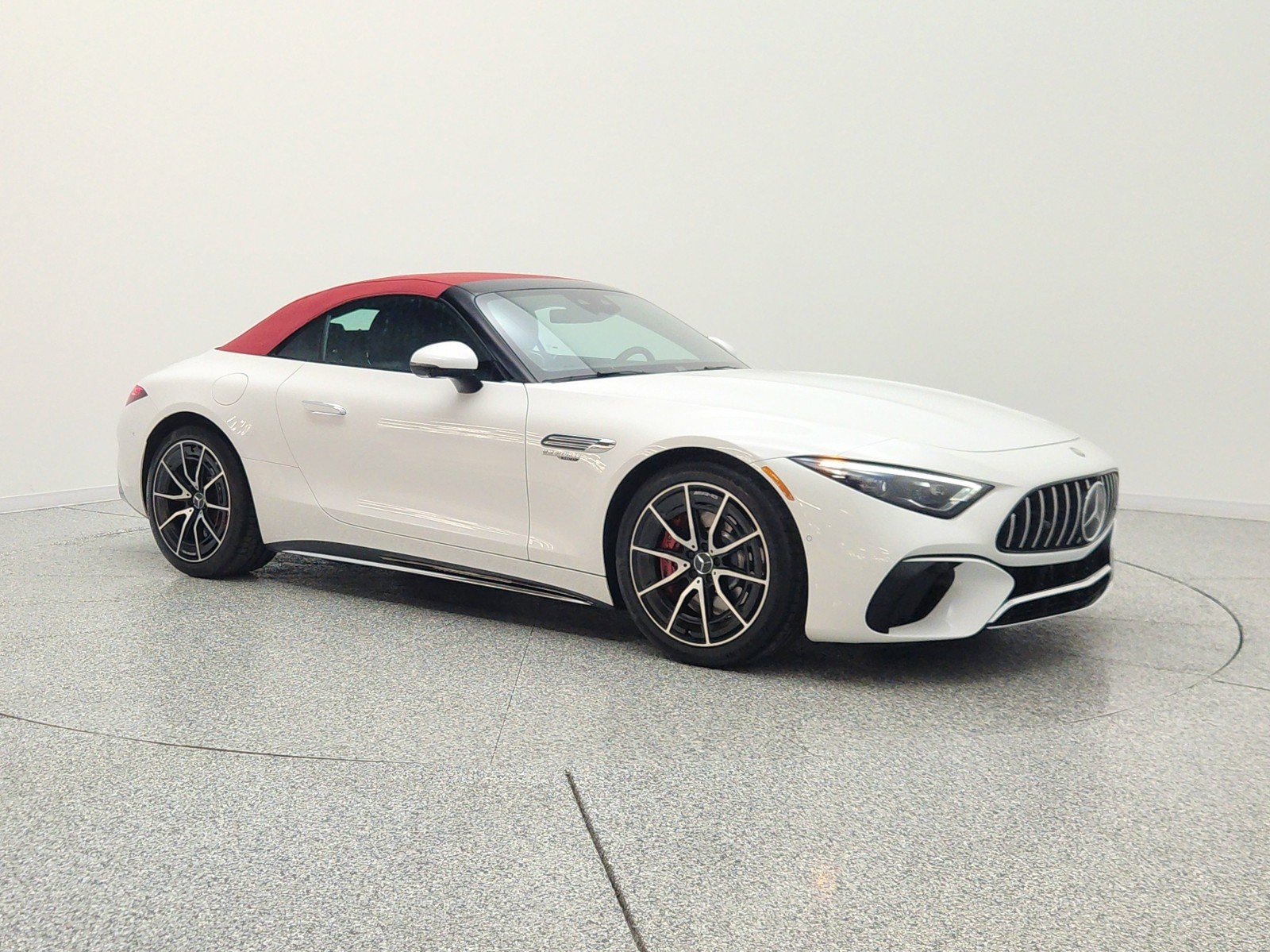 Certified Used 2023 MANUFAKTUR Moonlight White Metallic Mercedes-Benz AMG® SL 55 Roadster image 3