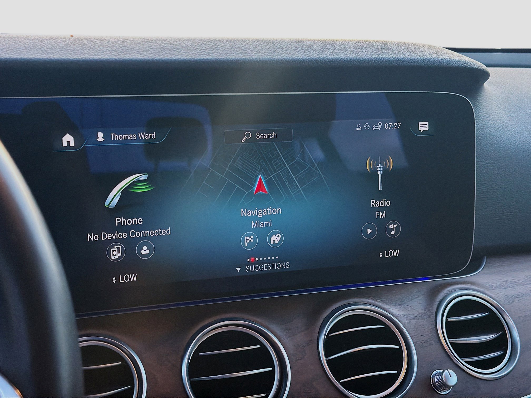 2023 Mercedes-Benz E-Class E450 - Photo 10