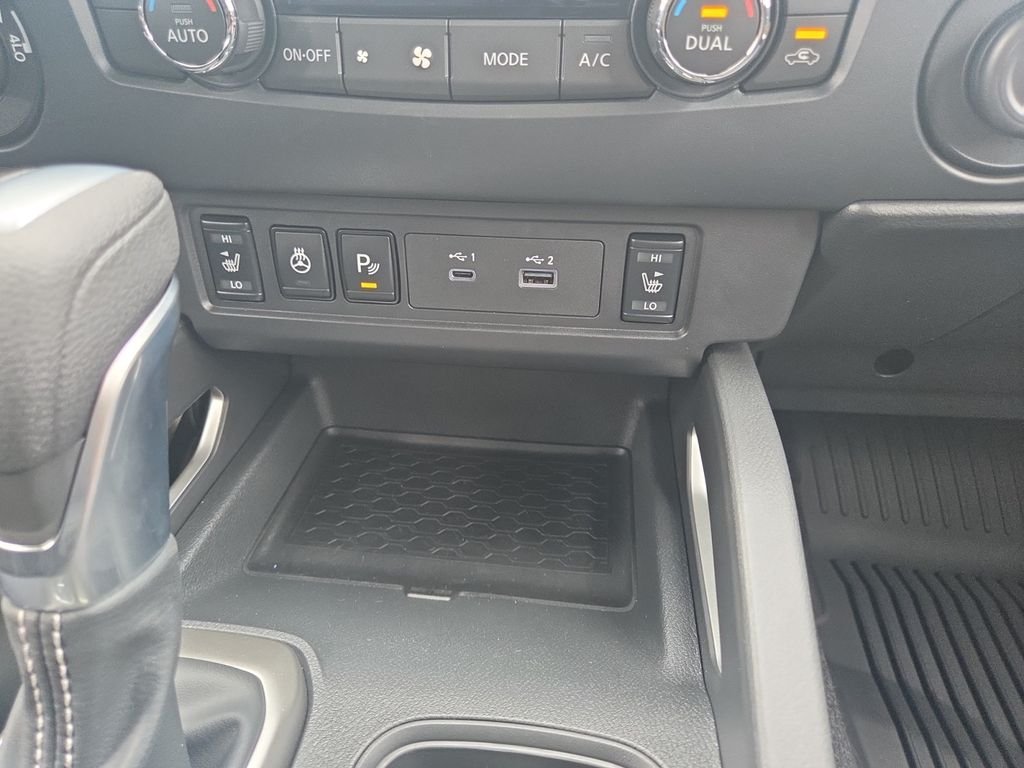 New 2026 Gun Metallic Nissan Crew Cab SV image 12