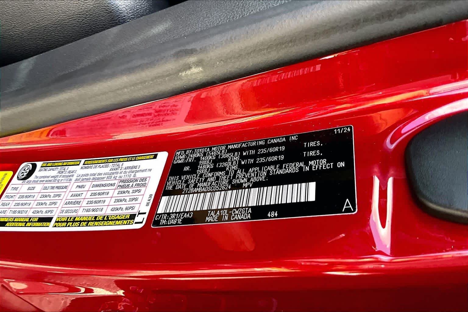 Used 2025 Matador Red Mica Lexus  image 35