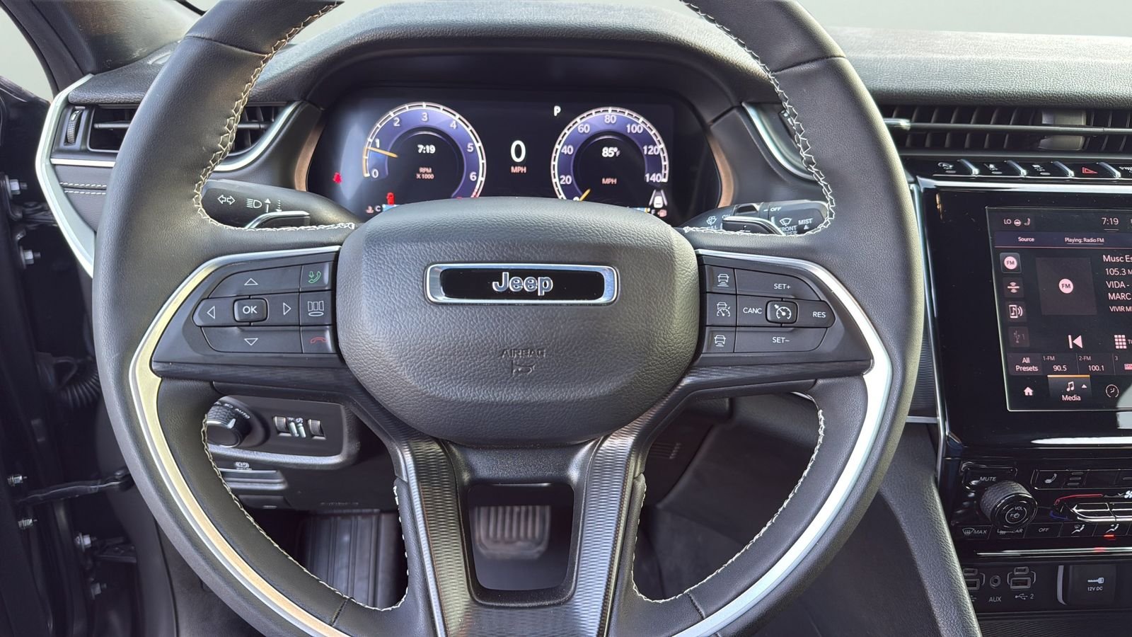 Used 2025 Gray Jeep Laredo X image 14
