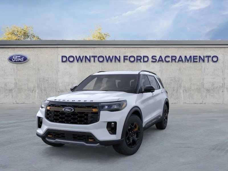New 2026 White Ford Tremor image 3