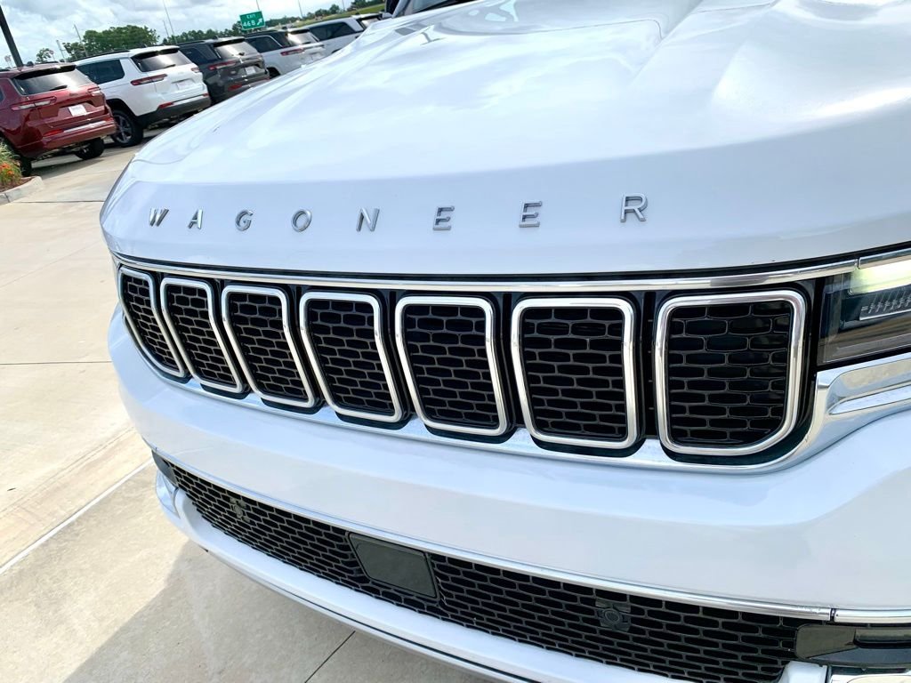 Used 2025 White Jeep Series II image 2