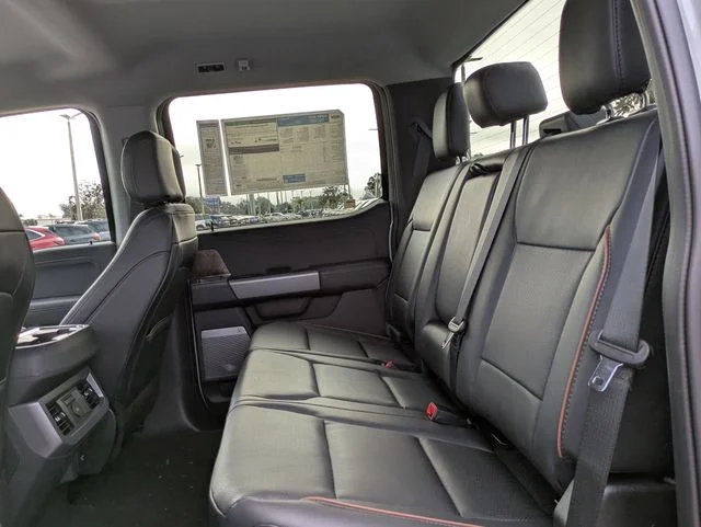 2026 Ford F-350 Super Duty Lariat - Photo 14
