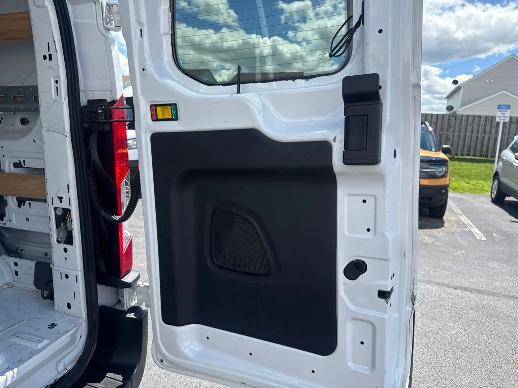 Used 2023 Oxford White Ford Base image 42