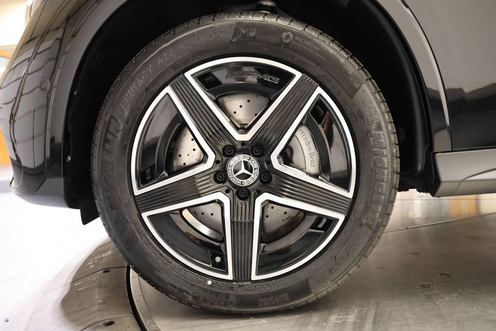 New 2027  Mercedes-Benz GLC 300 image 11