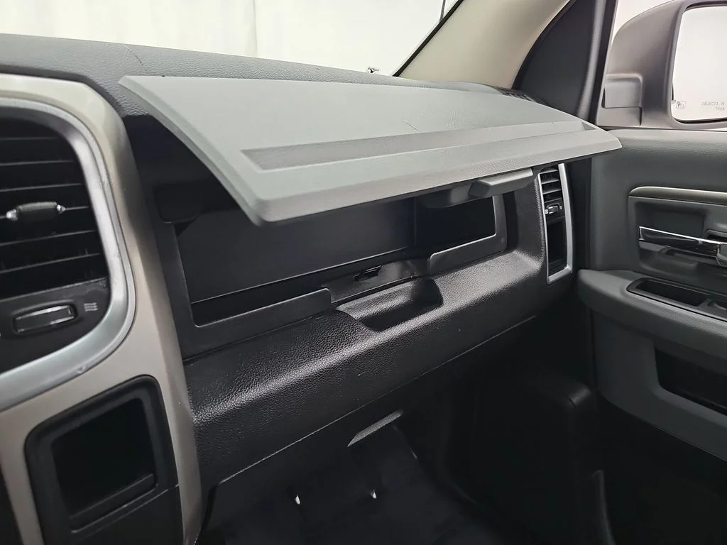 Used 2019 White Ram SLT image 30