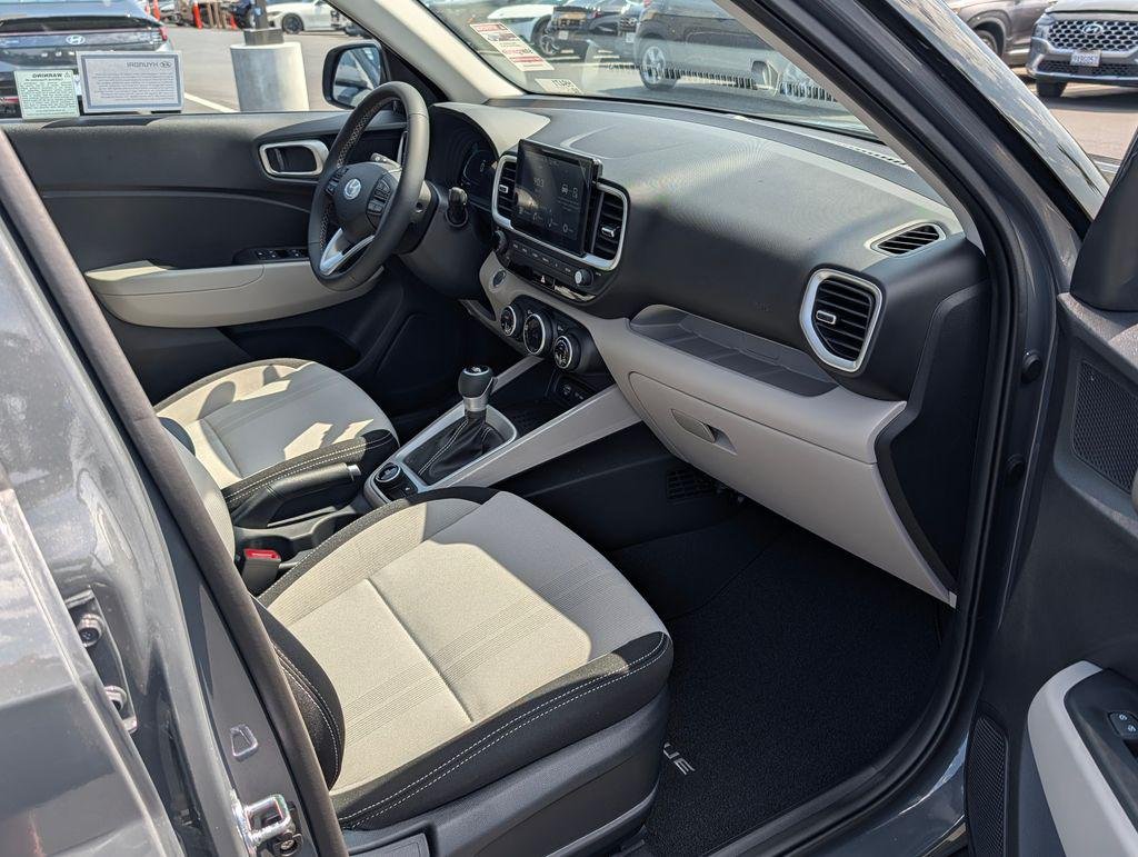 New 2026 Gray Hyundai SEL image 9