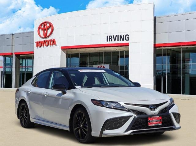 Certified Used 2024 MID BLK/WIND CHILL Toyota  image 2
