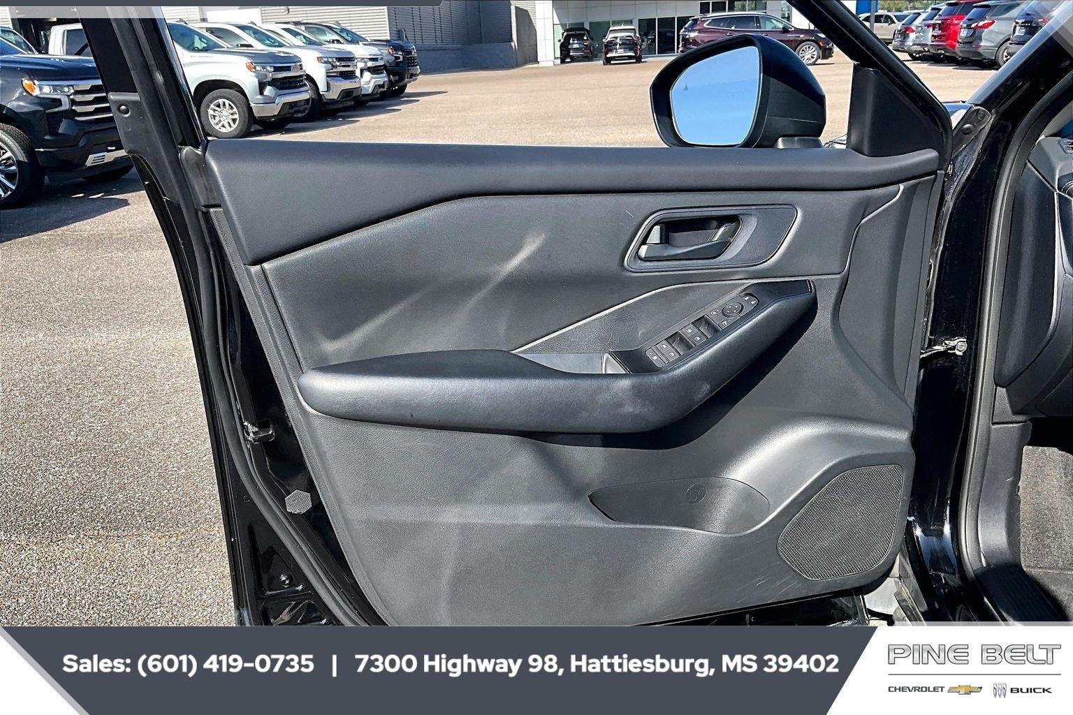 Used 2024 Super Black Nissan S image 17