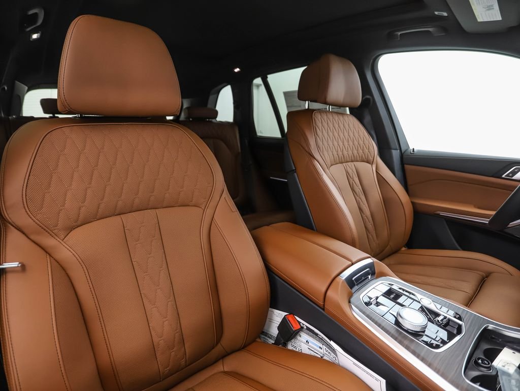 New 2026 Blue BMW xDrive50e image 32