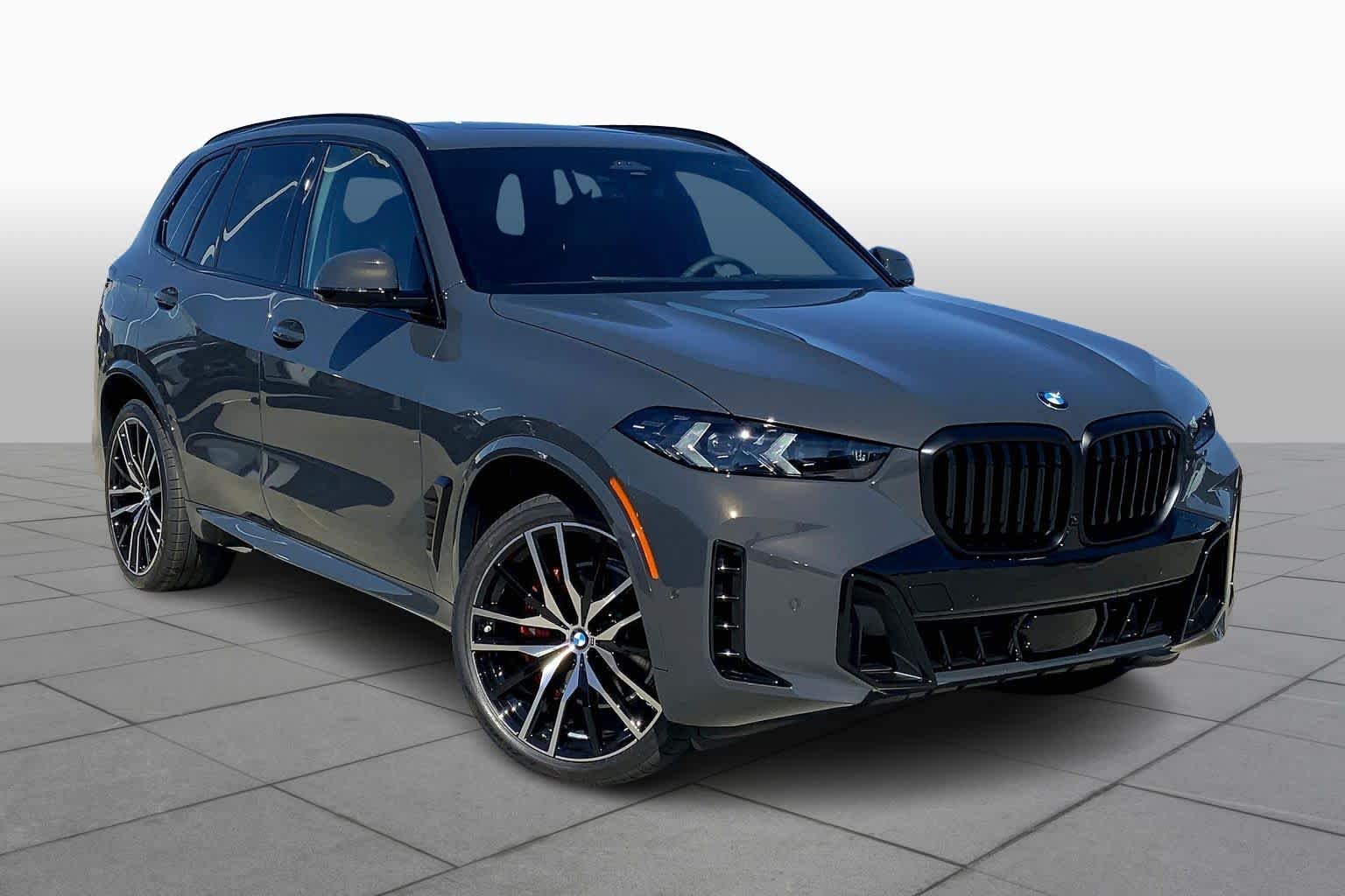 Used 2026 Dravit Grey Metallic BMW sDrive40i image 2