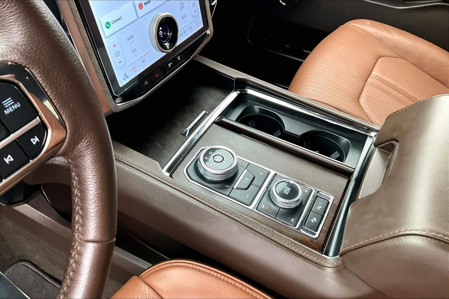 Used 2024 Agate Black Ford King Ranch image 17