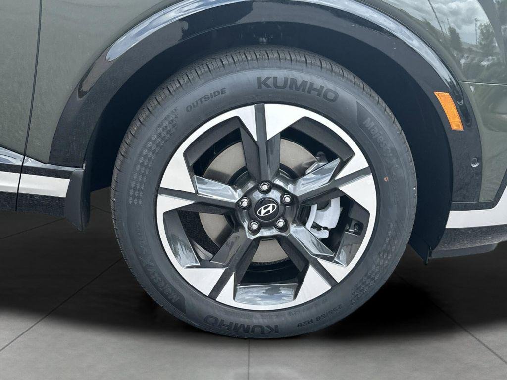 New 2026 Titan Green Hyundai Limited FWD image 7