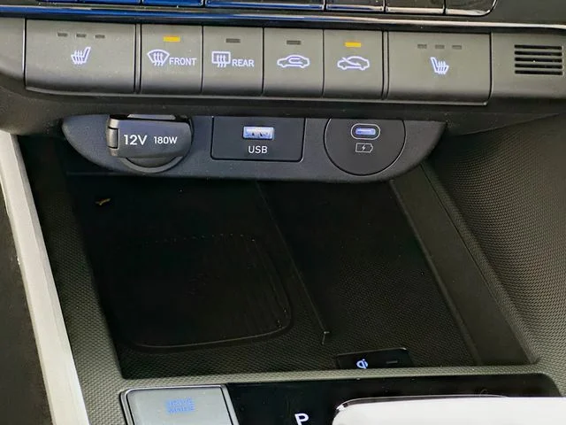 New 2026 Hyundai ELANTRA Limited